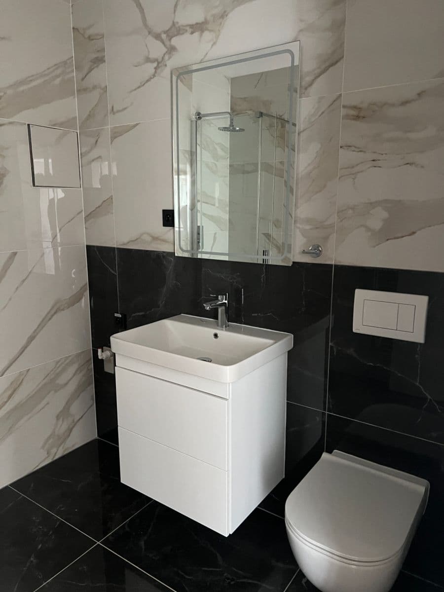 Pronájem bytu 2+kk 51 m², Mýtská, Rakovník, Středočeský kraj Pronájem bytu 2+kk 51 m², Mýtská, Rakovník, Středočeský kraj