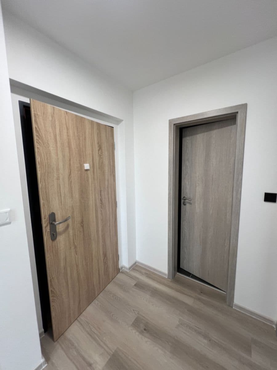 Pronájem bytu 2+kk 51 m², Mýtská, Rakovník, Středočeský kraj Pronájem bytu 2+kk 51 m², Mýtská, Rakovník, Středočeský kraj