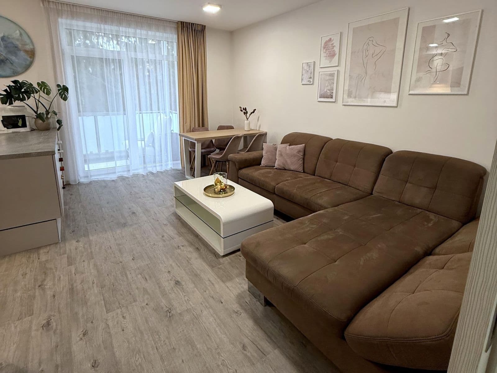 Prodej bytu 2+kk 50 m², Pekárenská, České Budějovice, Jihočeský kraj Prodej bytu 2+kk 50 m², Pekárenská, České Budějovice, Jihočeský kraj