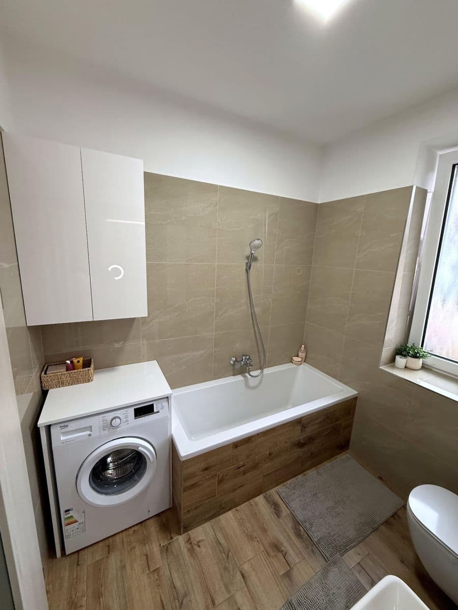 Prodej bytu 2+kk 50 m², Pekárenská, České Budějovice, Jihočeský kraj Prodej bytu 2+kk 50 m², Pekárenská, České Budějovice, Jihočeský kraj