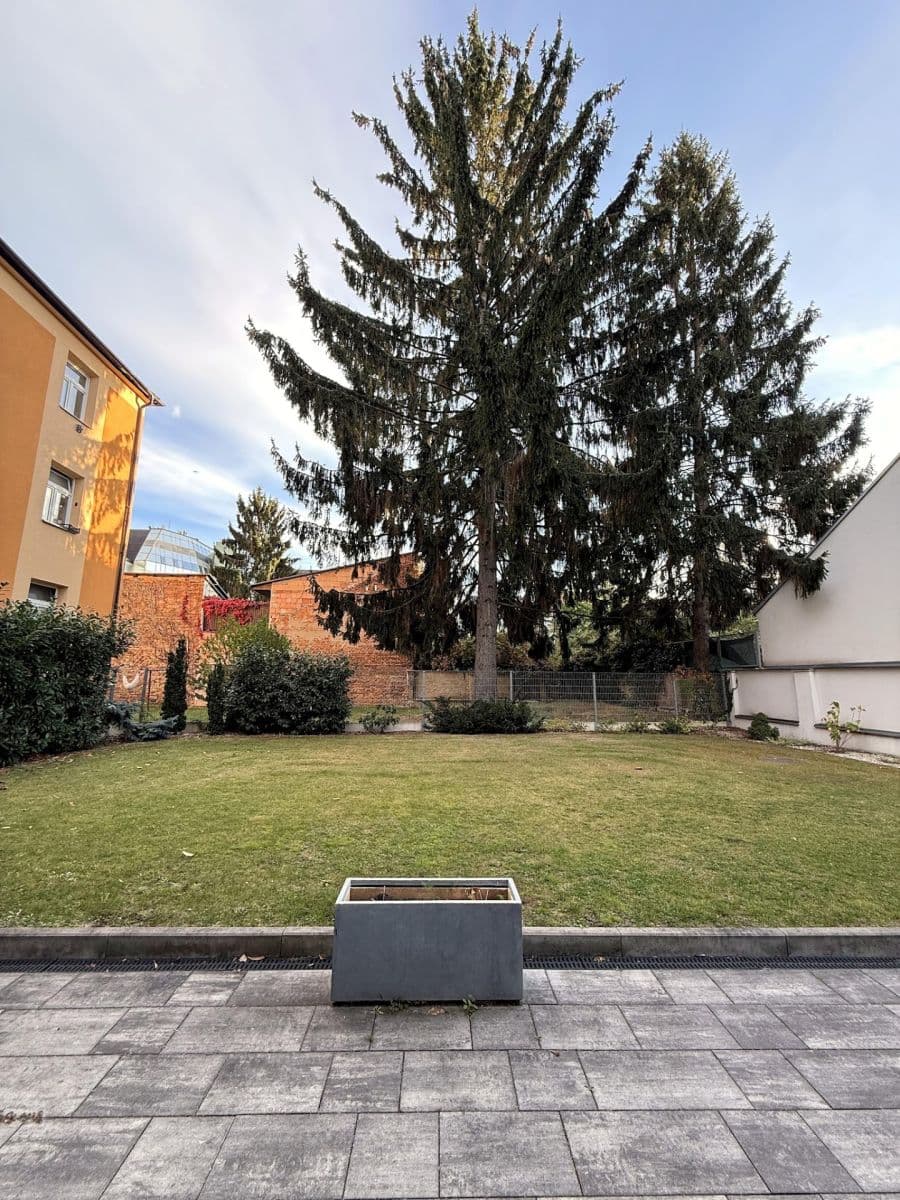 Prodej bytu 2+kk 50 m², Pekárenská, České Budějovice, Jihočeský kraj Prodej bytu 2+kk 50 m², Pekárenská, České Budějovice, Jihočeský kraj