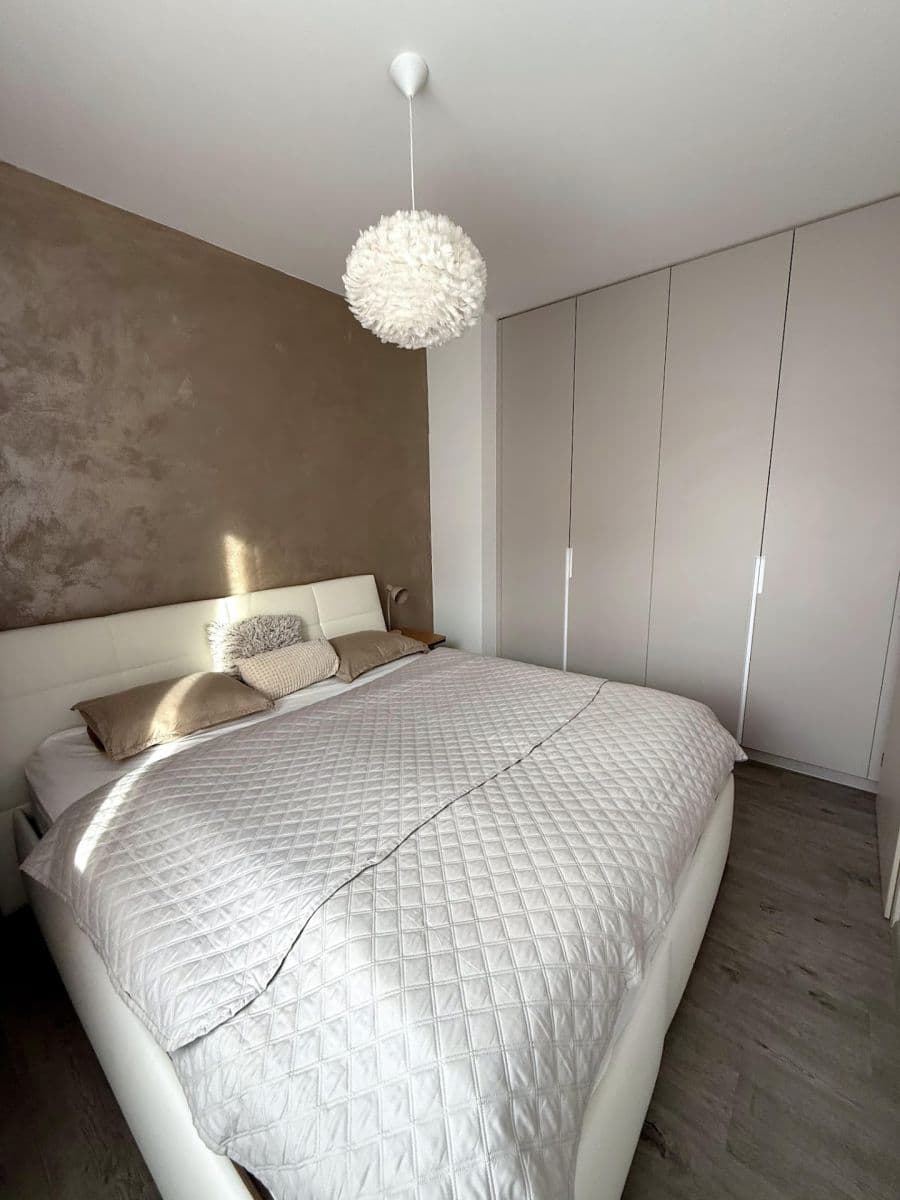 Prodej bytu 2+kk 50 m², Pekárenská, České Budějovice, Jihočeský kraj Prodej bytu 2+kk 50 m², Pekárenská, České Budějovice, Jihočeský kraj