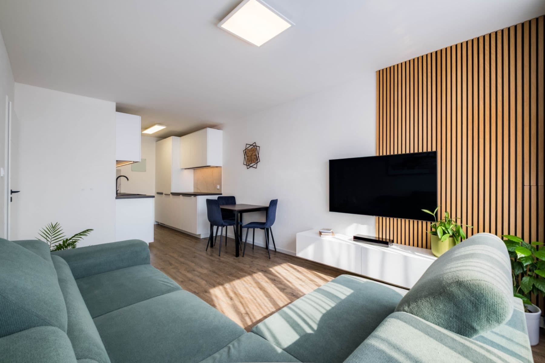 Prodej bytu 2+kk 44 m², Veronské náměstí, Praha, Praha Prodej bytu 2+kk 44 m², Veronské náměstí, Praha, Praha