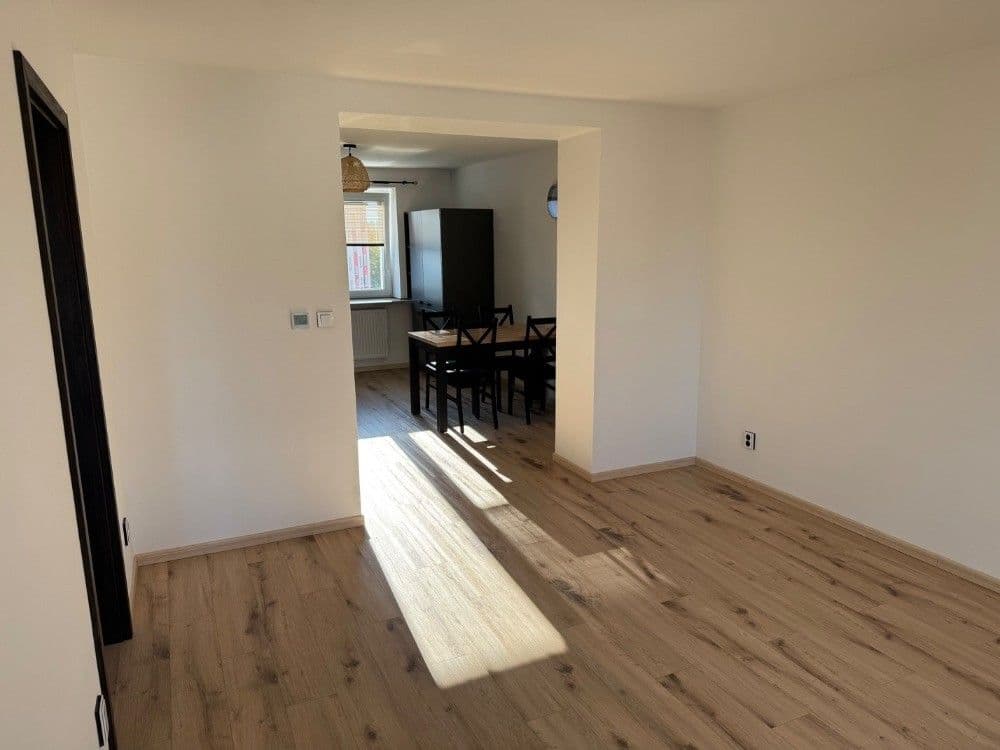 Pronájem bytu 2+1 50 m², Zahradní, Plzeň, Plzeňský kraj Pronájem bytu 2+1 50 m², Zahradní, Plzeň, Plzeňský kraj