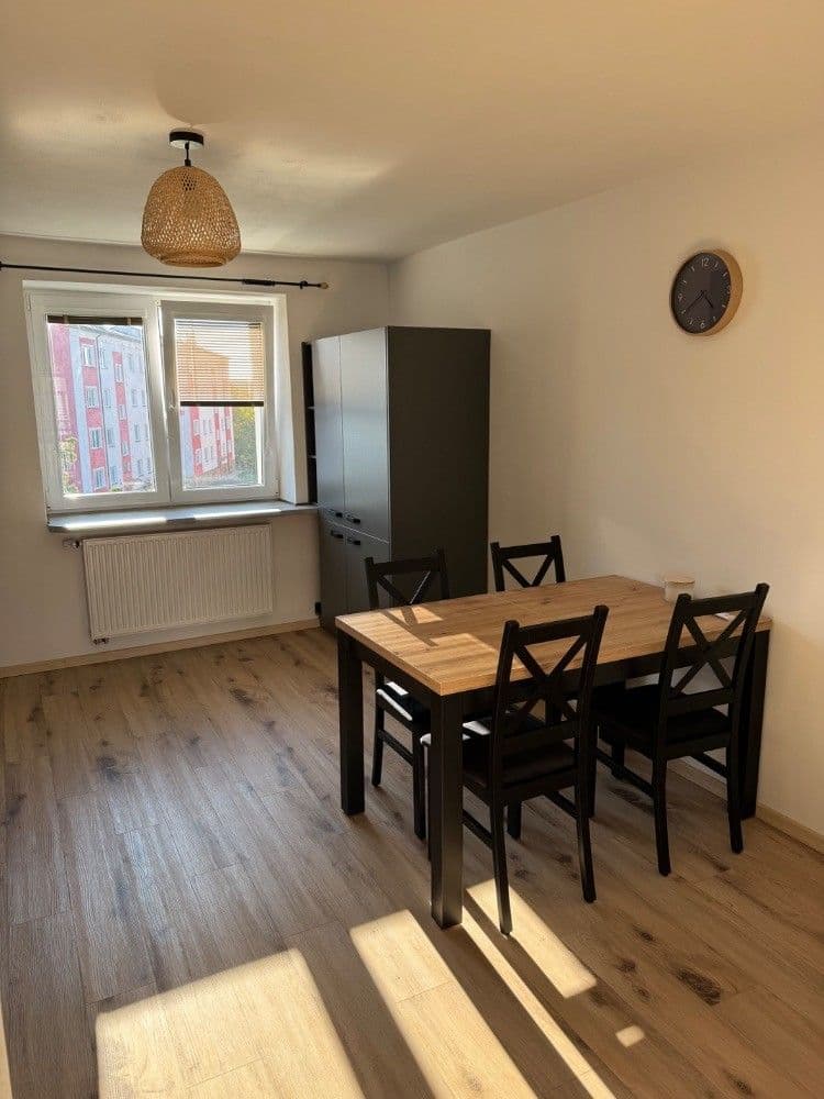 Pronájem bytu 2+1 50 m², Zahradní, Plzeň, Plzeňský kraj Pronájem bytu 2+1 50 m², Zahradní, Plzeň, Plzeňský kraj
