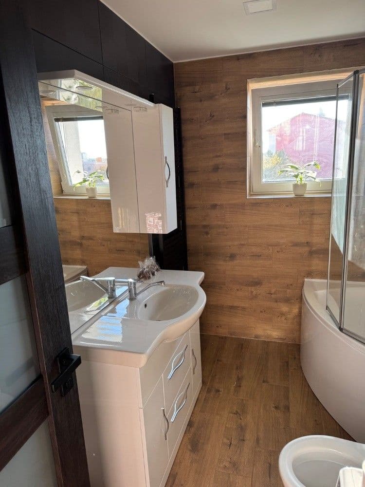 Pronájem bytu 2+1 50 m², Zahradní, Plzeň, Plzeňský kraj Pronájem bytu 2+1 50 m², Zahradní, Plzeň, Plzeňský kraj