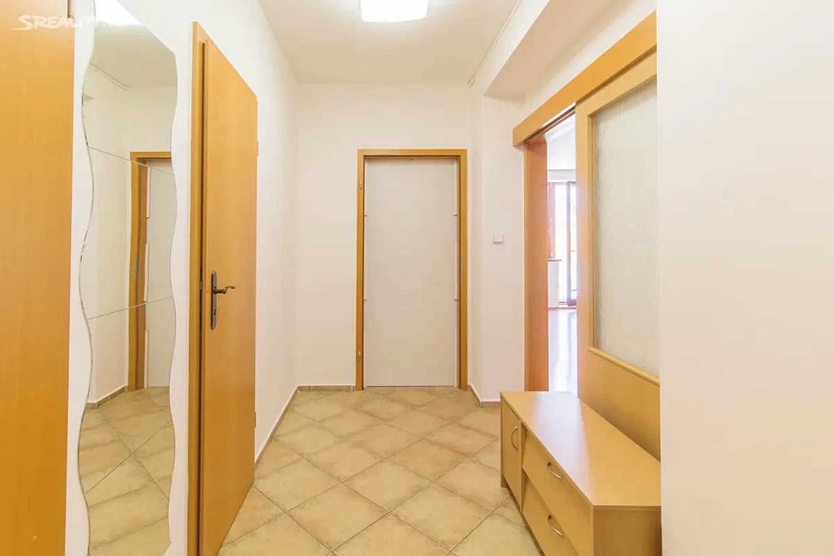 Prodej bytu 2+1 74 m², U Kloubových domů, Praha, Praha Prodej bytu 2+1 74 m², U Kloubových domů, Praha, Praha