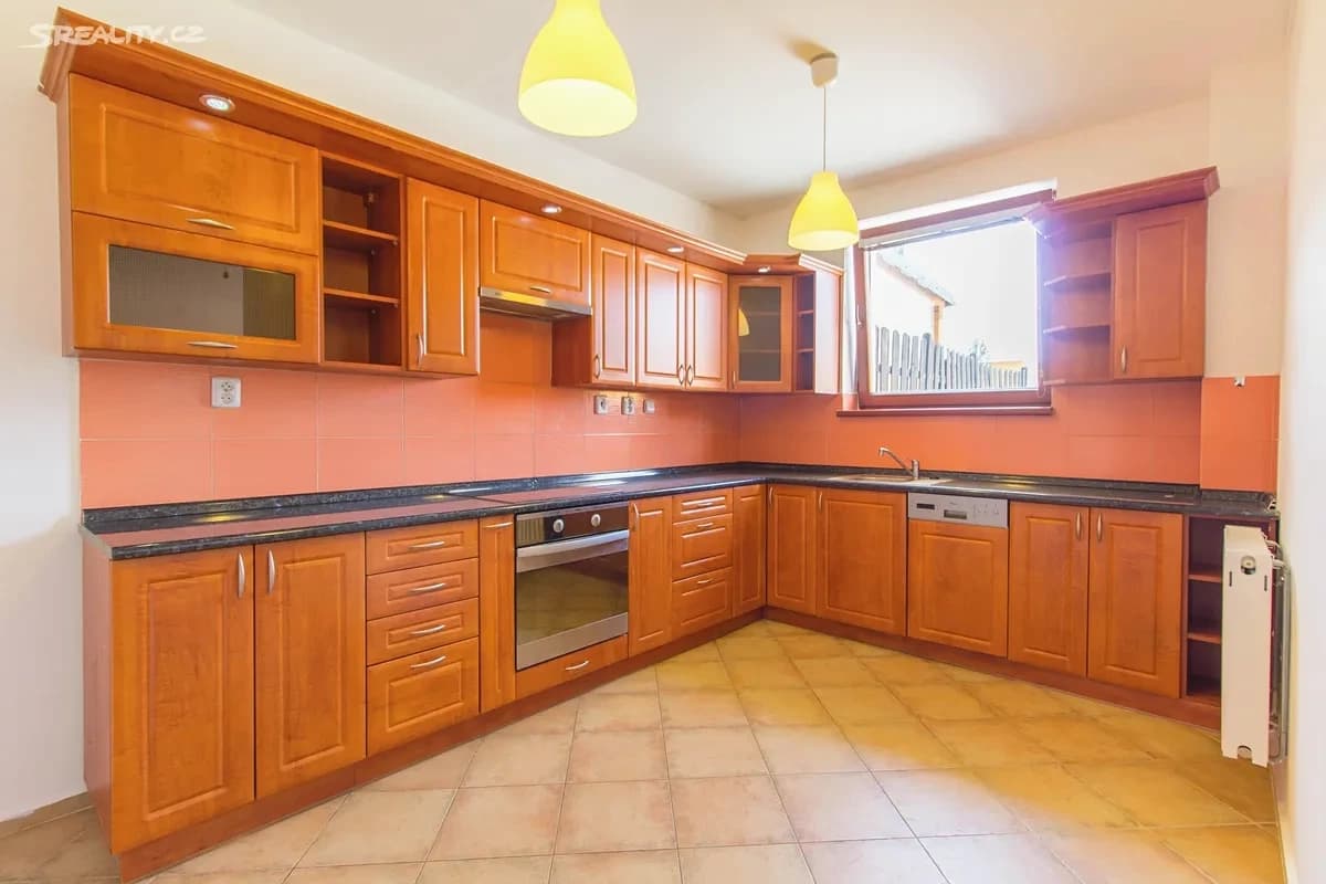 Prodej bytu 2+1 74 m², U Kloubových domů, Praha, Praha Prodej bytu 2+1 74 m², U Kloubových domů, Praha, Praha