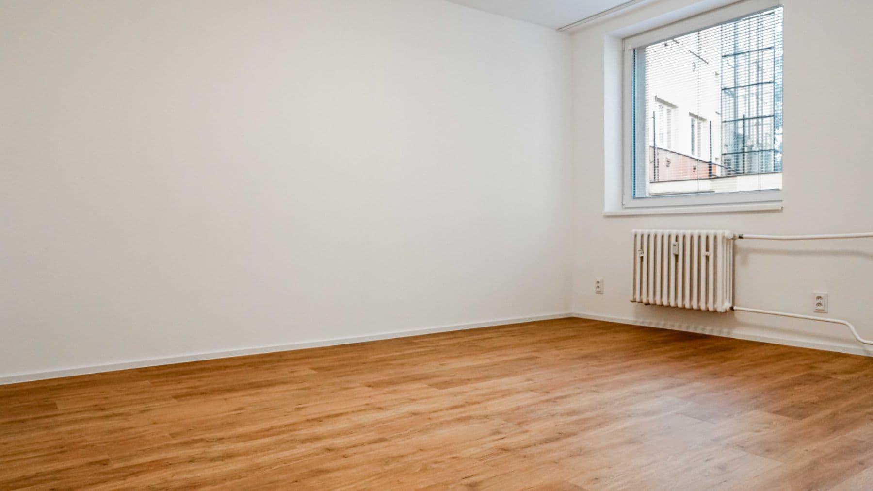 Pronájem bytu 1+kk 31 m², V Podluží, Praha, Praha Pronájem bytu 1+kk 31 m², V Podluží, Praha, Praha