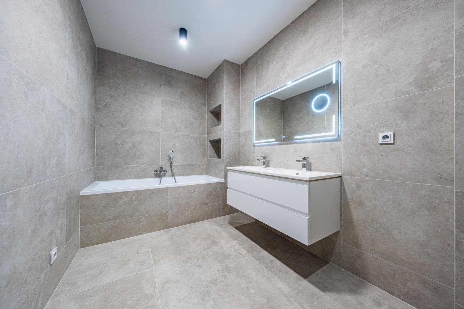 Prodej domu 191 m², pozemek 694 m², Oblouková, Kozojedy, Středočeský kraj Prodej domu 191 m², pozemek 694 m², Oblouková, Kozojedy, Středočeský kraj