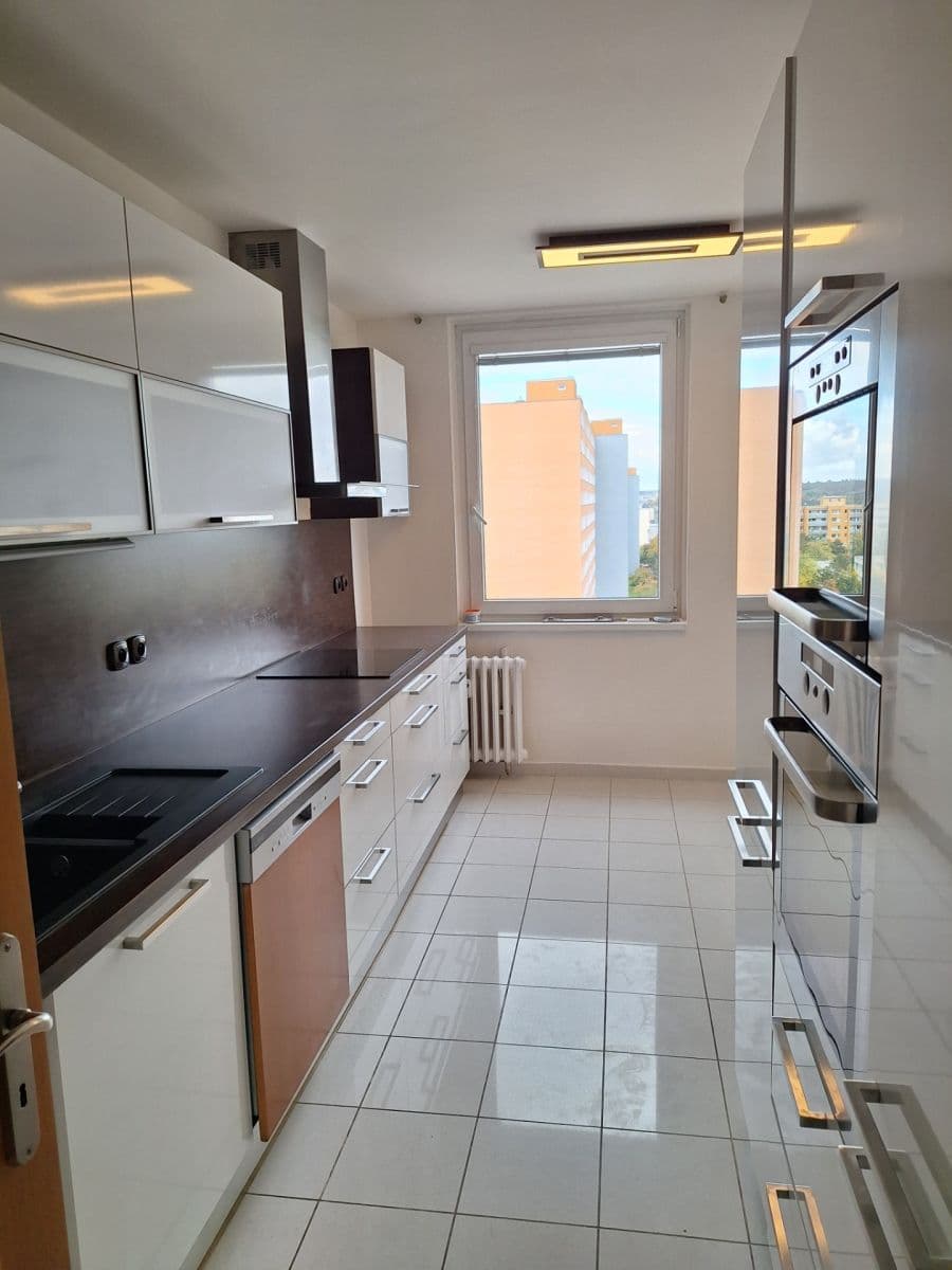 Pronájem bytu 2+1 55 m², Pomořanská, Praha, Praha Pronájem bytu 2+1 55 m², Pomořanská, Praha, Praha