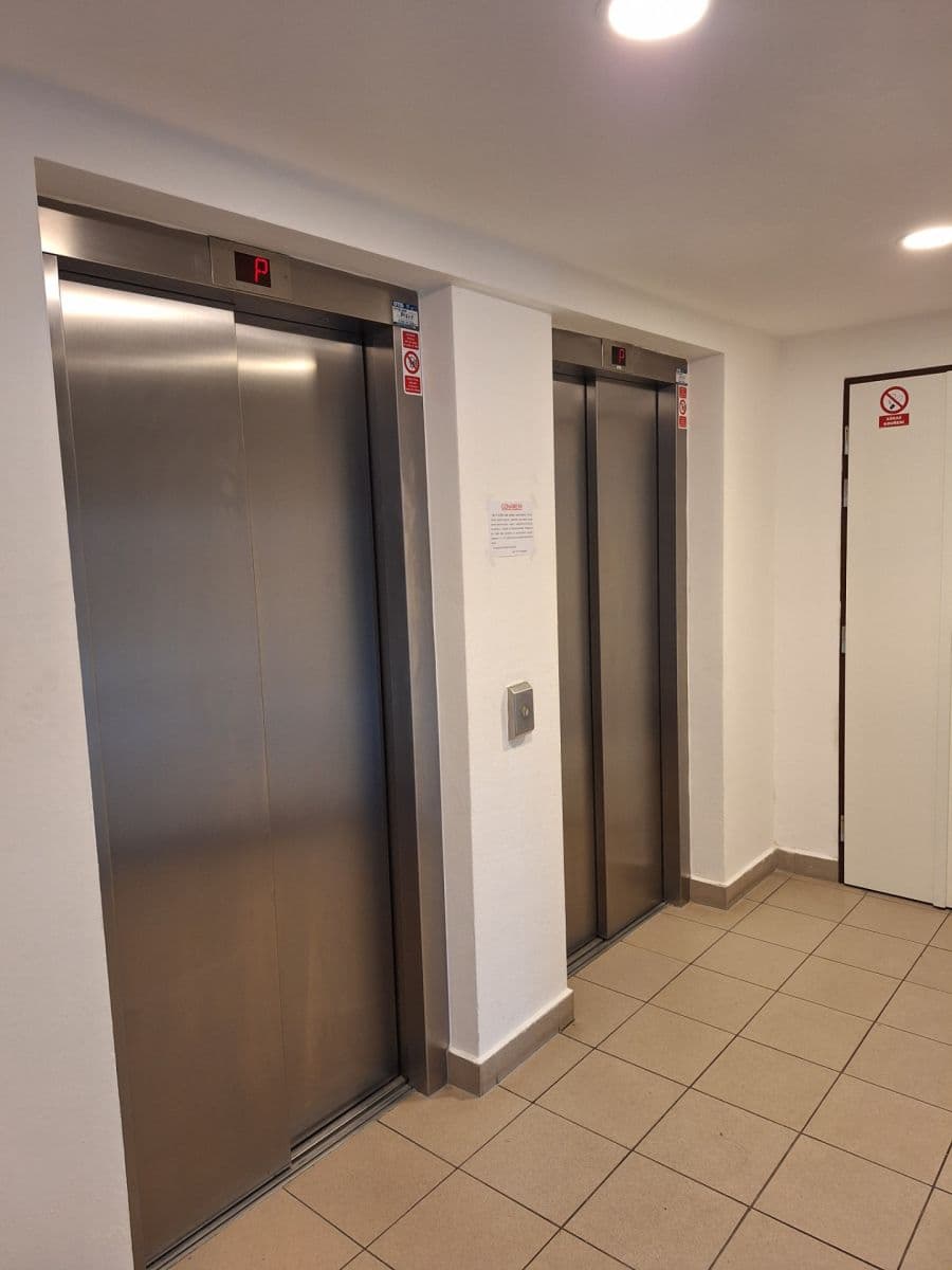 Pronájem bytu 2+1 55 m², Pomořanská, Praha, Praha Pronájem bytu 2+1 55 m², Pomořanská, Praha, Praha