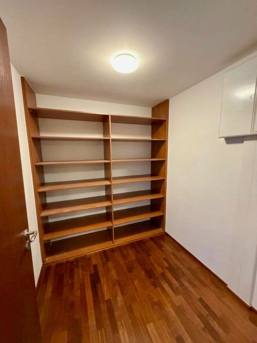 Prodej bytu 4+kk 120 m², Jeremiášova, Praha, Praha Prodej bytu 4+kk 120 m², Jeremiášova, Praha, Praha