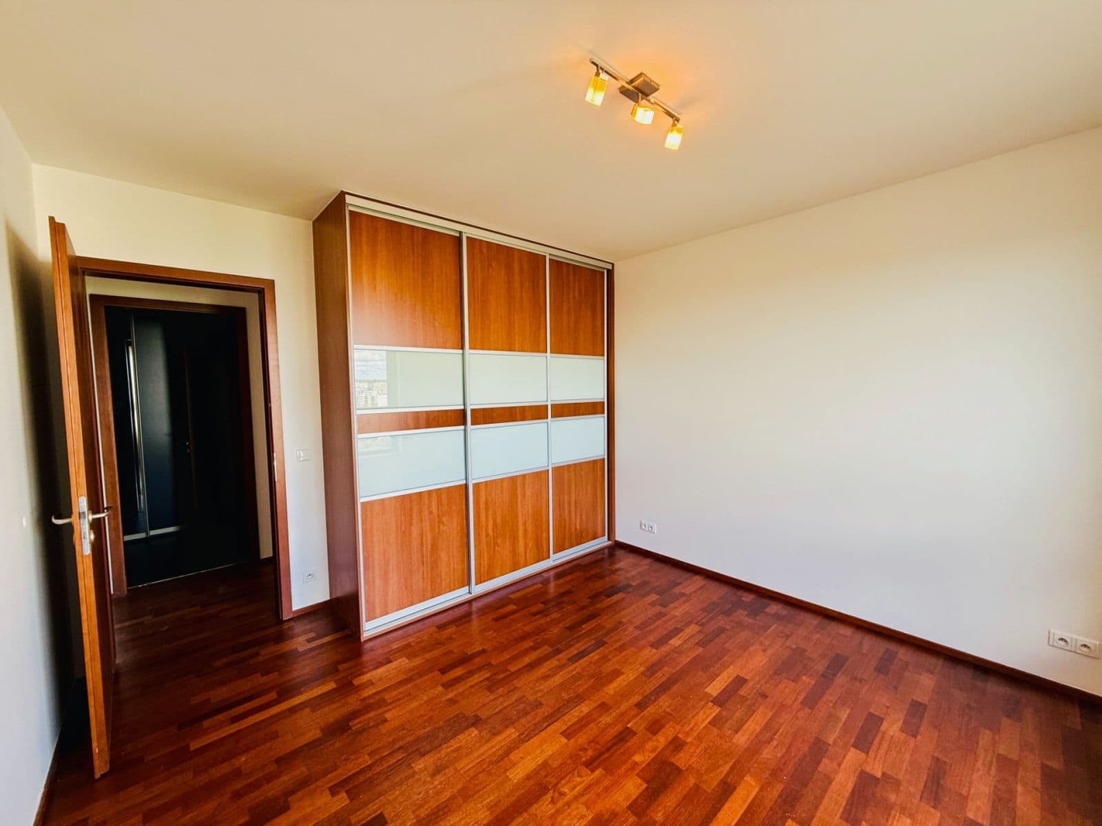 Prodej bytu 4+kk 120 m², Jeremiášova, Praha, Praha Prodej bytu 4+kk 120 m², Jeremiášova, Praha, Praha