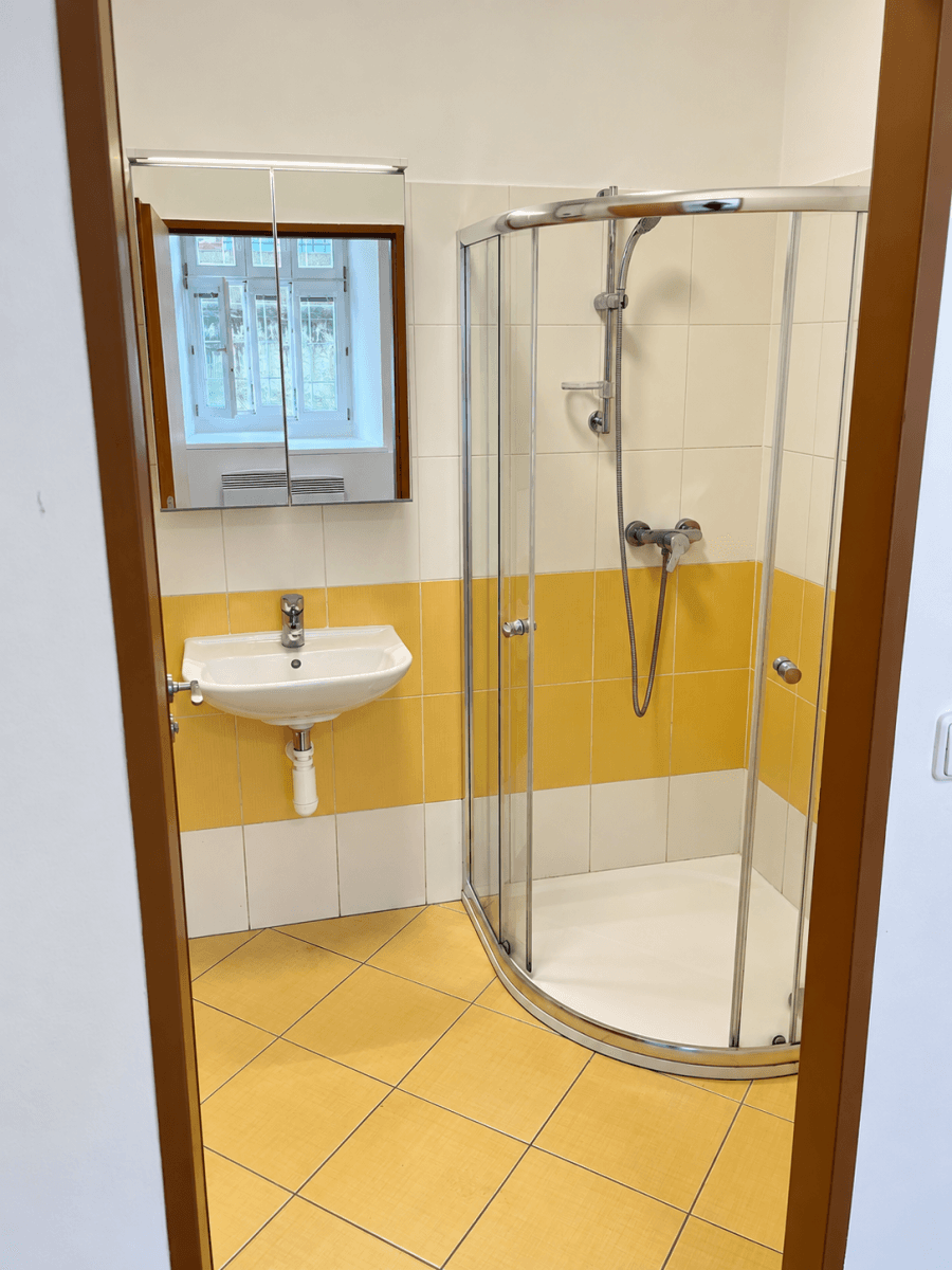 Pronájem bytu 2+kk 33 m², třída Kpt. Jaroše, Brno, Jihomoravský kraj Pronájem bytu 2+kk 33 m², třída Kpt. Jaroše, Brno, Jihomoravský kraj