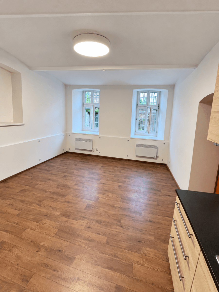 Pronájem bytu 2+kk 33 m², třída Kpt. Jaroše, Brno, Jihomoravský kraj Pronájem bytu 2+kk 33 m², třída Kpt. Jaroše, Brno, Jihomoravský kraj