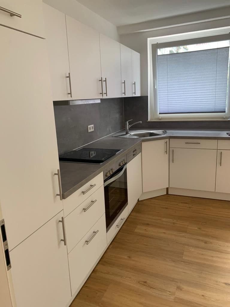 Pronájem bytu 2+1 60 m², Fischertal, Wuppertal, Severní Porýní-Vestfálsko Pronájem bytu 2+1 60 m², Fischertal, Wuppertal, Severní Porýní-Vestfálsko