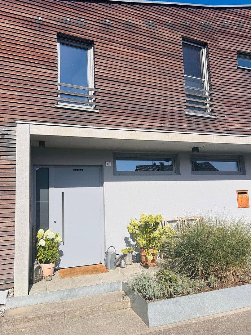 Prodej domu 235 m², pozemek 464 m², Radolfzell am Bodensee, Bádensko-Württembersko Prodej domu 235 m², pozemek 464 m², Radolfzell am Bodensee, Bádensko-Württembersko