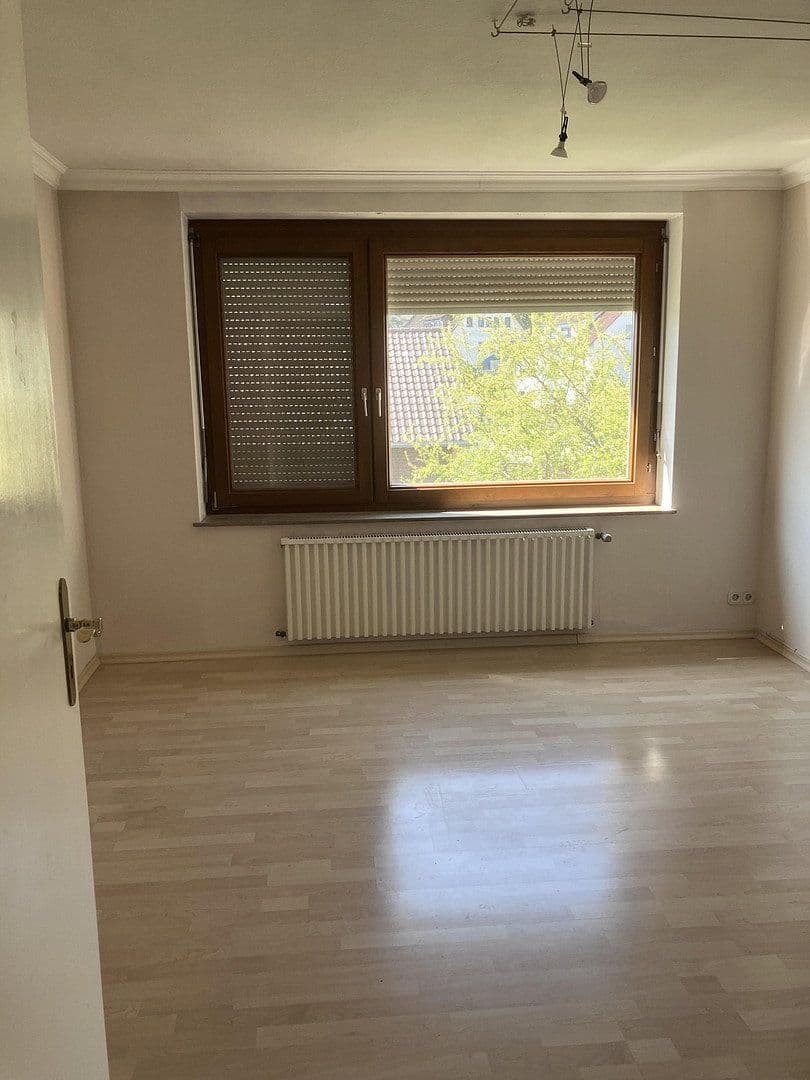 Prodej bytu 4+1 88 m², Heidenheim an der Brenz, Bádensko-Württembersko Prodej bytu 4+1 88 m², Heidenheim an der Brenz, Bádensko-Württembersko