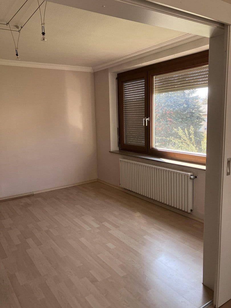 Prodej bytu 4+1 88 m², Heidenheim an der Brenz, Bádensko-Württembersko Prodej bytu 4+1 88 m², Heidenheim an der Brenz, Bádensko-Württembersko