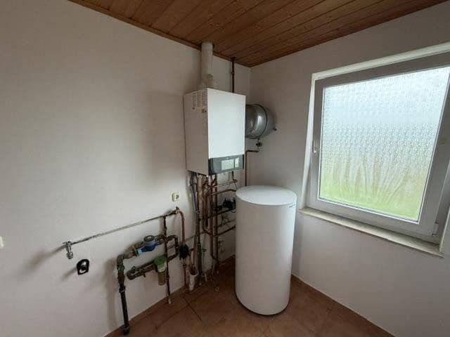Prodej domu 97 m², pozemek 630 m², Am Dorfe 4, Uslar, Dolní Sasko Prodej domu 97 m², pozemek 630 m², Am Dorfe 4, Uslar, Dolní Sasko