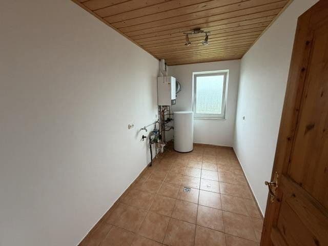 Prodej domu 97 m², pozemek 630 m², Am Dorfe 4, Uslar, Dolní Sasko Prodej domu 97 m², pozemek 630 m², Am Dorfe 4, Uslar, Dolní Sasko