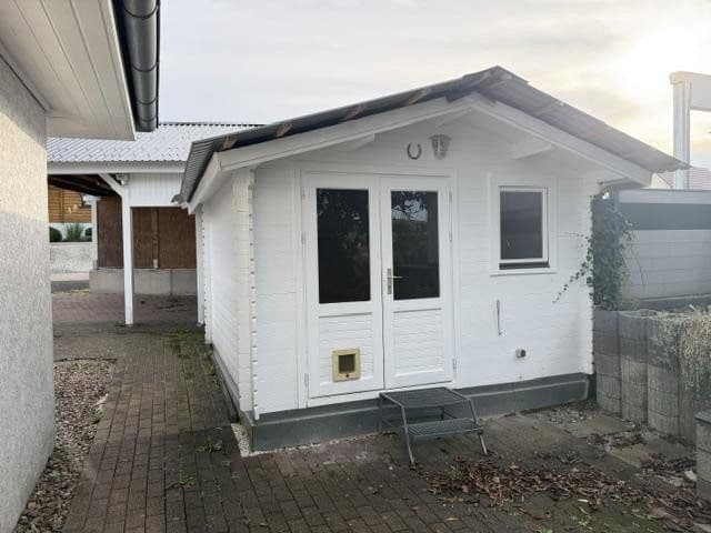 Prodej domu 97 m², pozemek 630 m², Am Dorfe 4, Uslar, Dolní Sasko Prodej domu 97 m², pozemek 630 m², Am Dorfe 4, Uslar, Dolní Sasko