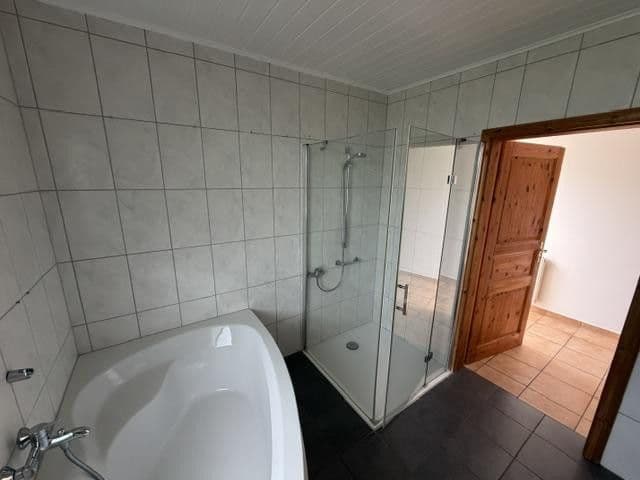 Prodej domu 97 m², pozemek 630 m², Am Dorfe 4, Uslar, Dolní Sasko Prodej domu 97 m², pozemek 630 m², Am Dorfe 4, Uslar, Dolní Sasko