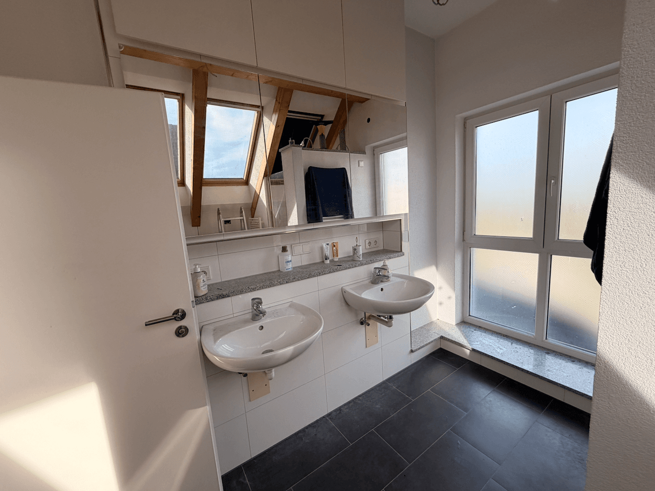Prodej domu 156 m², pozemek 434 m², Uhingen, Bádensko-Württembersko Prodej domu 156 m², pozemek 434 m², Uhingen, Bádensko-Württembersko