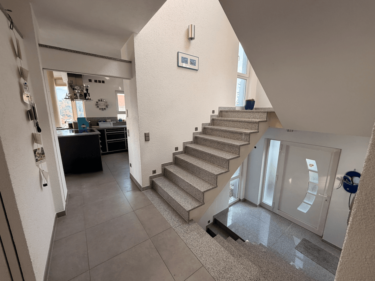 Prodej domu 156 m², pozemek 434 m², Uhingen, Bádensko-Württembersko Prodej domu 156 m², pozemek 434 m², Uhingen, Bádensko-Württembersko
