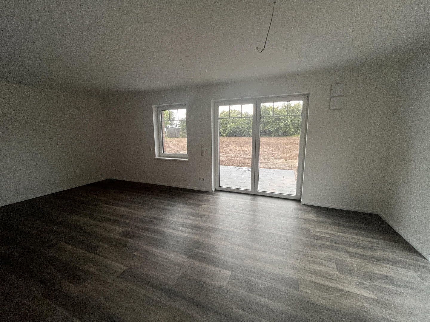 Prodej domu 126 m², pozemek 540 m², Unter den Linden 28 a + c, Stelle, Dolní Sasko Prodej domu 126 m², pozemek 540 m², Unter den Linden 28 a + c, Stelle, Dolní Sasko