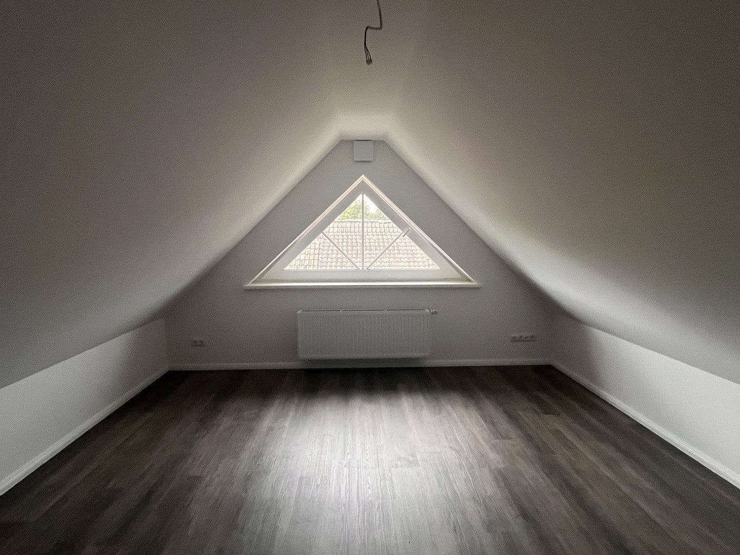 Prodej domu 126 m², pozemek 540 m², Unter den Linden 28 a + c, Stelle, Dolní Sasko Prodej domu 126 m², pozemek 540 m², Unter den Linden 28 a + c, Stelle, Dolní Sasko