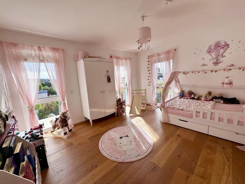Prodej domu 158 m², pozemek 418 m², Nidderau, Hessen Prodej domu 158 m², pozemek 418 m², Nidderau, Hessen