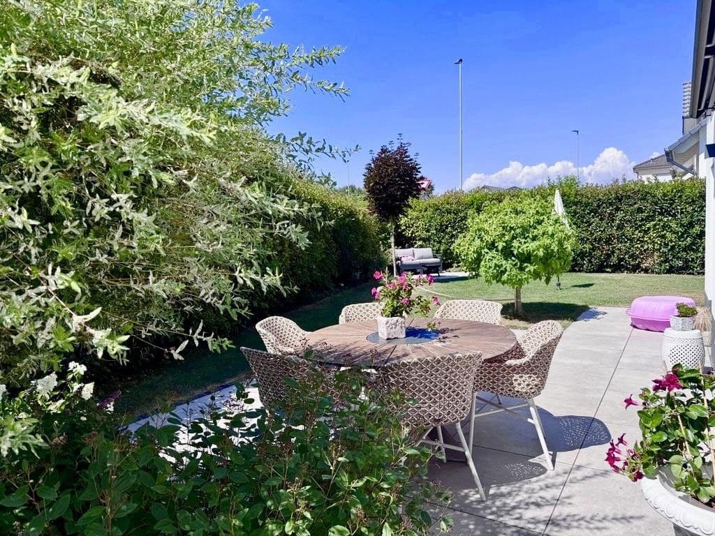 Prodej domu 158 m², pozemek 418 m², Nidderau, Hessen Prodej domu 158 m², pozemek 418 m², Nidderau, Hessen