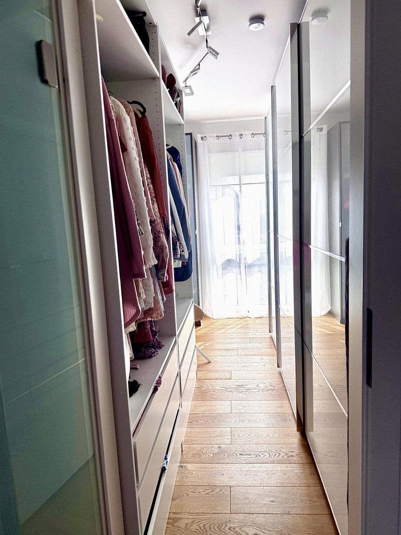 Prodej domu 158 m², pozemek 418 m², Nidderau, Hessen Prodej domu 158 m², pozemek 418 m², Nidderau, Hessen