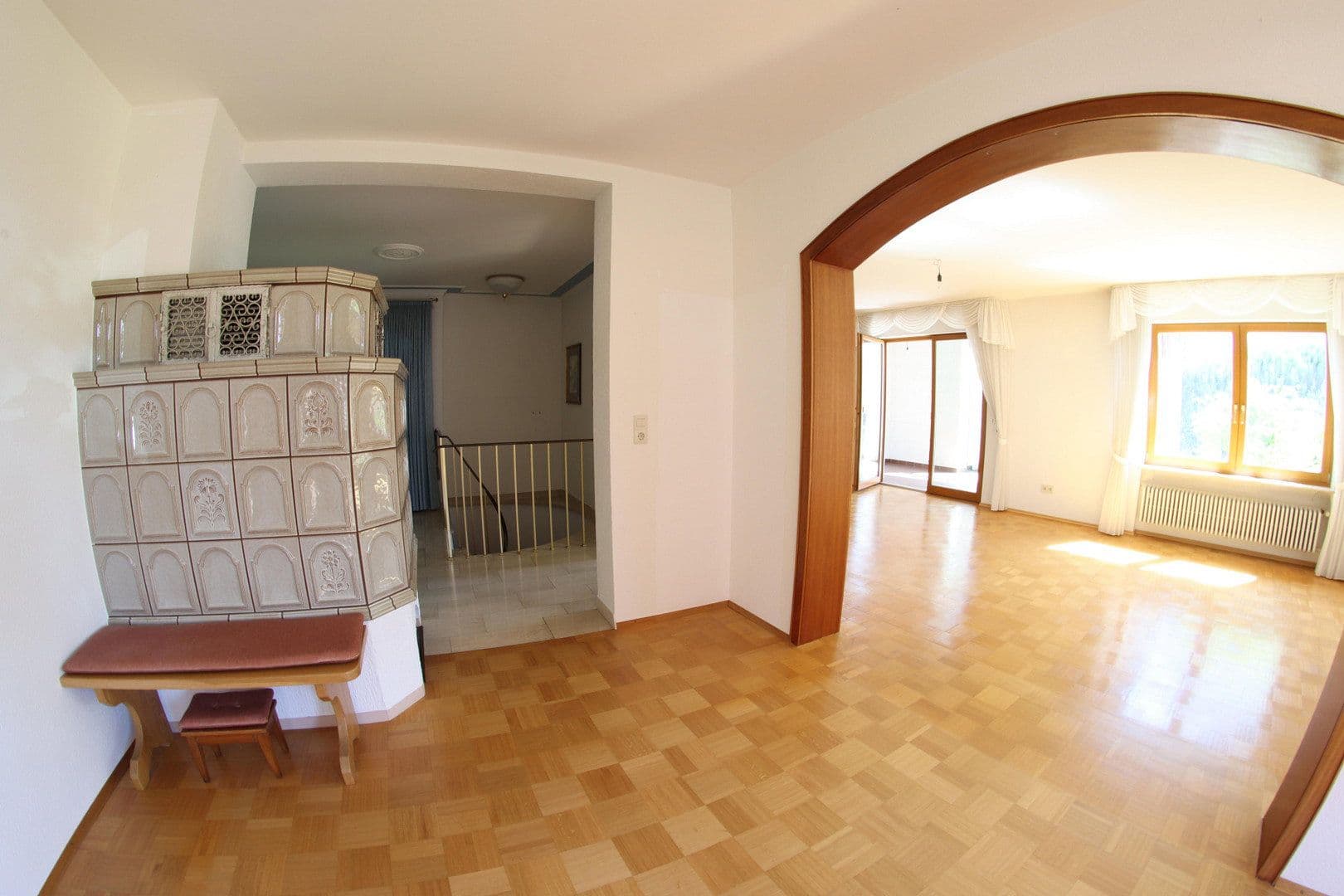 Prodej domu 100 m², pozemek 387 m², Schriesheim, Bádensko-Württembersko Prodej domu 100 m², pozemek 387 m², Schriesheim, Bádensko-Württembersko