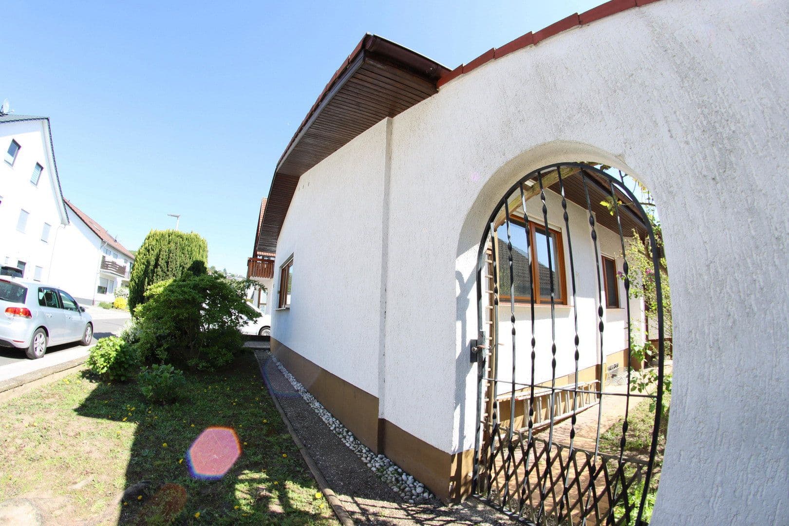 Prodej domu 100 m², pozemek 387 m², Schriesheim, Bádensko-Württembersko Prodej domu 100 m², pozemek 387 m², Schriesheim, Bádensko-Württembersko