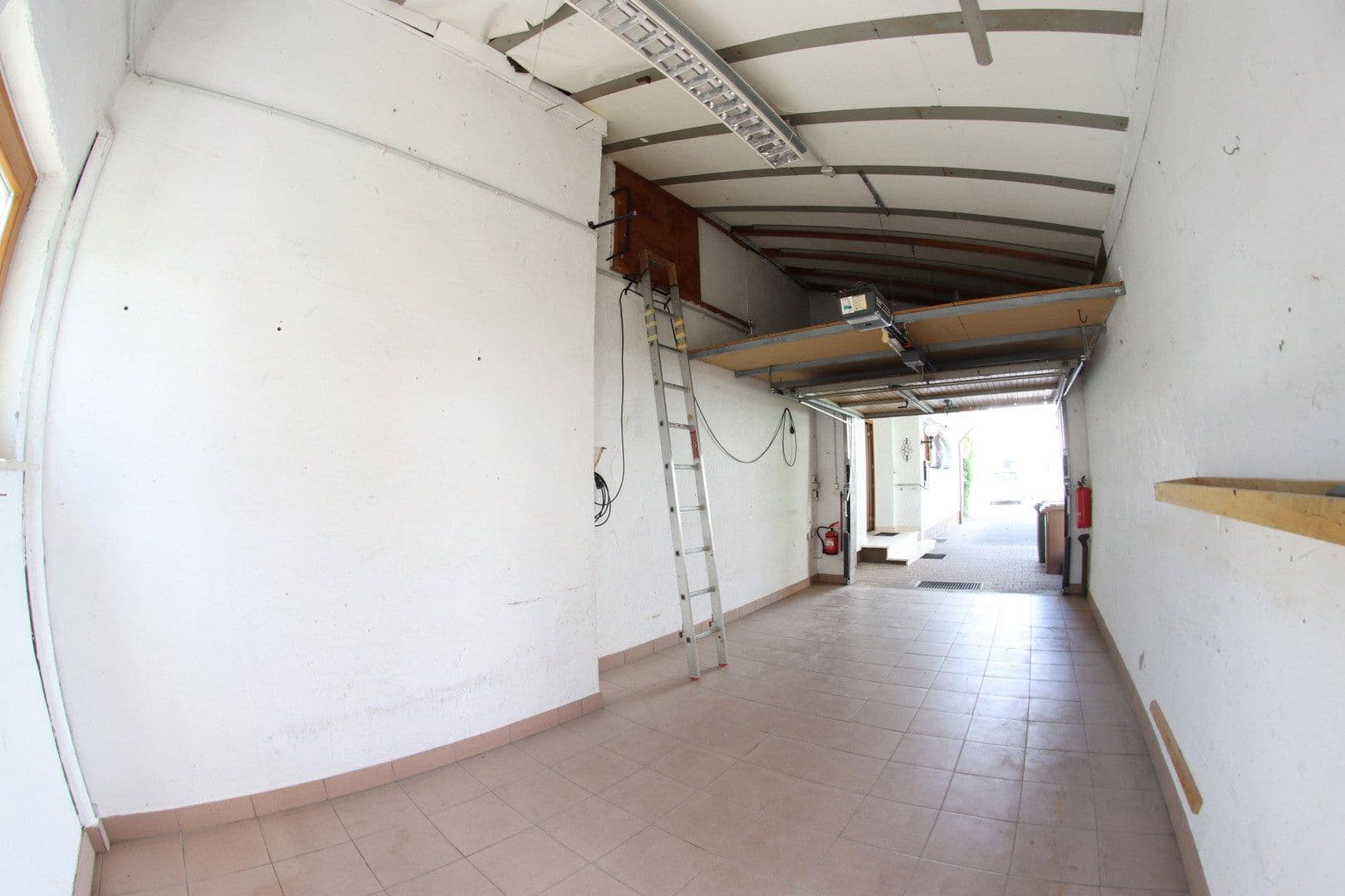 Prodej domu 100 m², pozemek 387 m², Schriesheim, Bádensko-Württembersko Prodej domu 100 m², pozemek 387 m², Schriesheim, Bádensko-Württembersko
