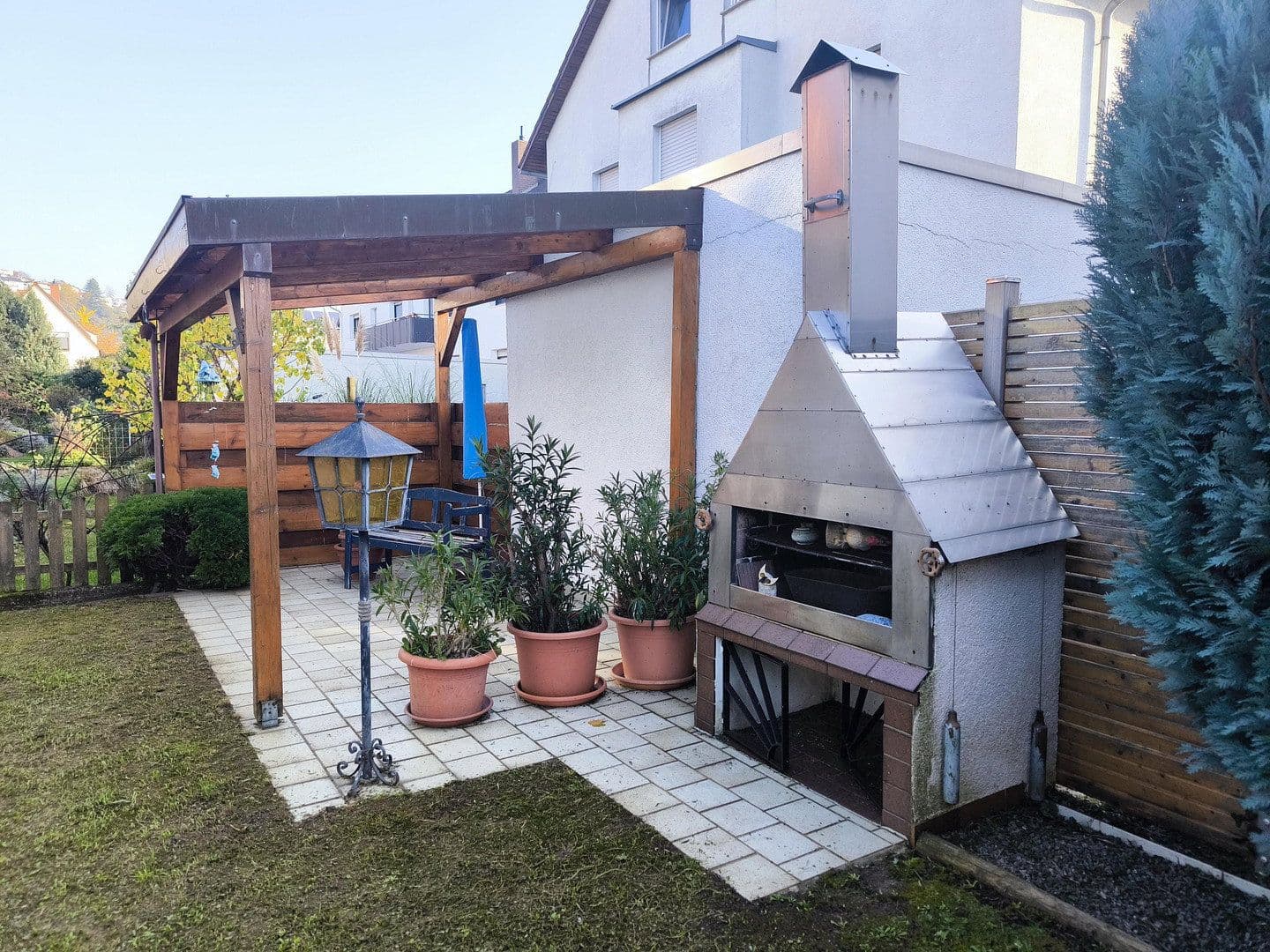 Prodej domu 100 m², pozemek 387 m², Schriesheim, Bádensko-Württembersko Prodej domu 100 m², pozemek 387 m², Schriesheim, Bádensko-Württembersko