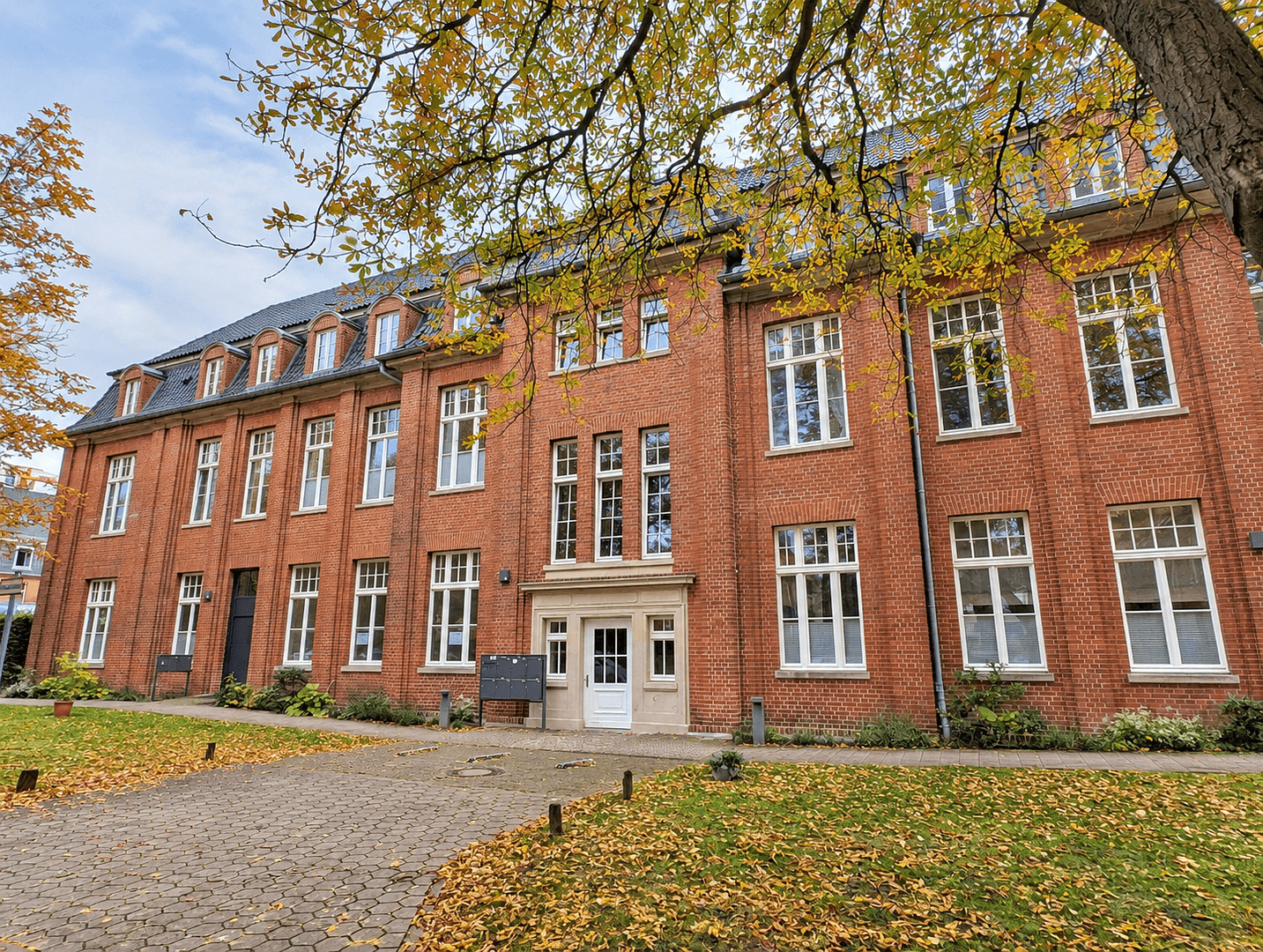 Prodej bytu 3+1 80 m², Wilhelm-Drexelius-Weg 10, Hamburg, Hamburg Prodej bytu 3+1 80 m², Wilhelm-Drexelius-Weg 10, Hamburg, Hamburg