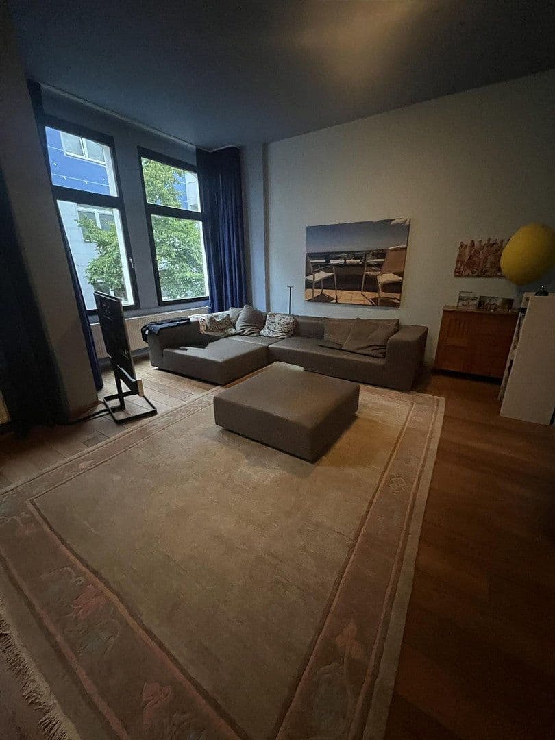Prodej bytu 2+1 73 m², Köln, Severní Porýní-Vestfálsko Prodej bytu 2+1 73 m², Köln, Severní Porýní-Vestfálsko
