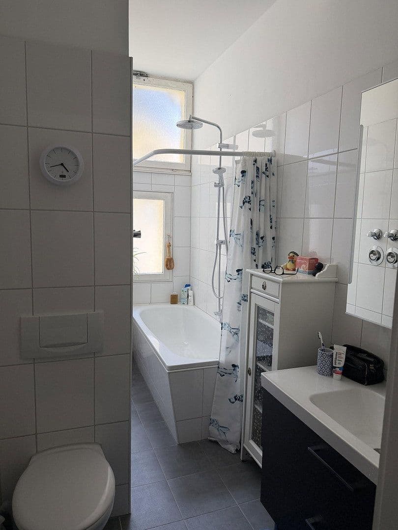 Prodej bytu 4+1 108 m², Köln, Severní Porýní-Vestfálsko Prodej bytu 4+1 108 m², Köln, Severní Porýní-Vestfálsko