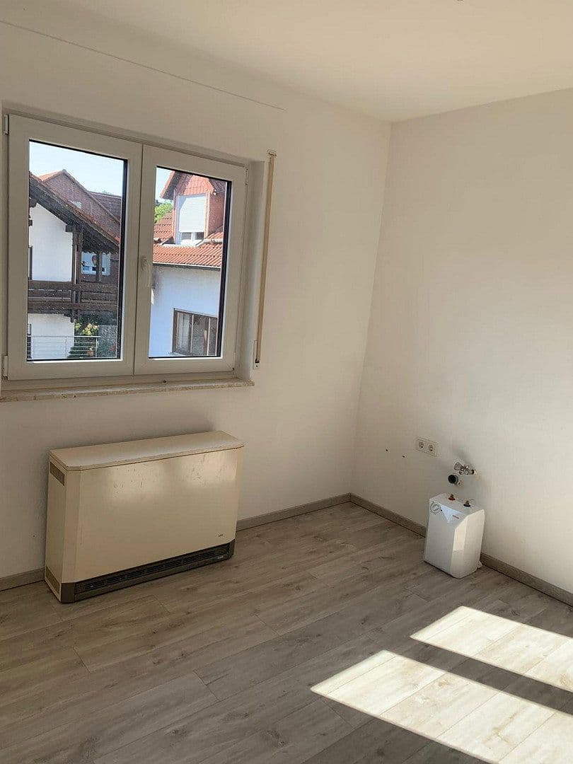 Pronájem bytu 2+1 64 m², Abtsteinach, Hessen Pronájem bytu 2+1 64 m², Abtsteinach, Hessen