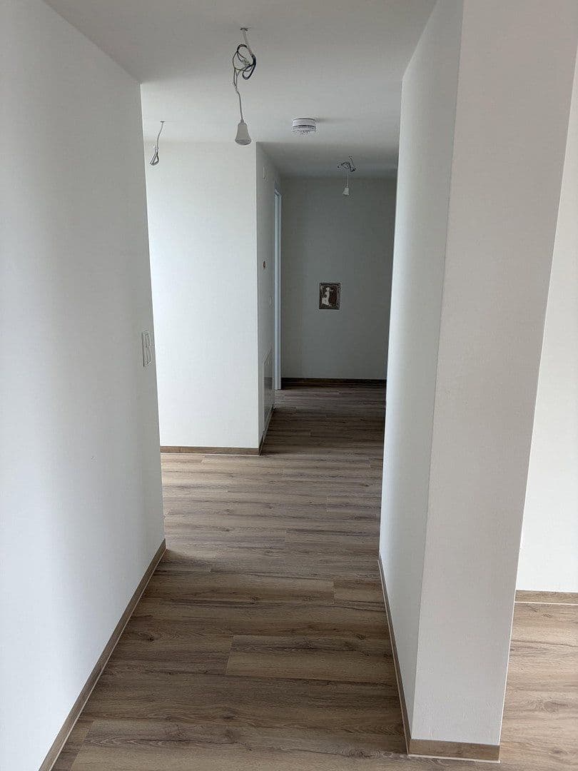 Pronájem bytu 3+1 91 m², Augsburger Straße 16, Wertingen, Bavorsko Pronájem bytu 3+1 91 m², Augsburger Straße 16, Wertingen, Bavorsko