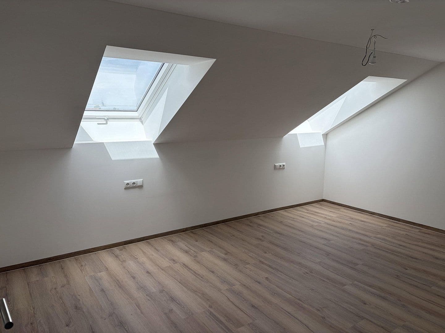 Pronájem bytu 3+1 91 m², Augsburger Straße 16, Wertingen, Bavorsko Pronájem bytu 3+1 91 m², Augsburger Straße 16, Wertingen, Bavorsko