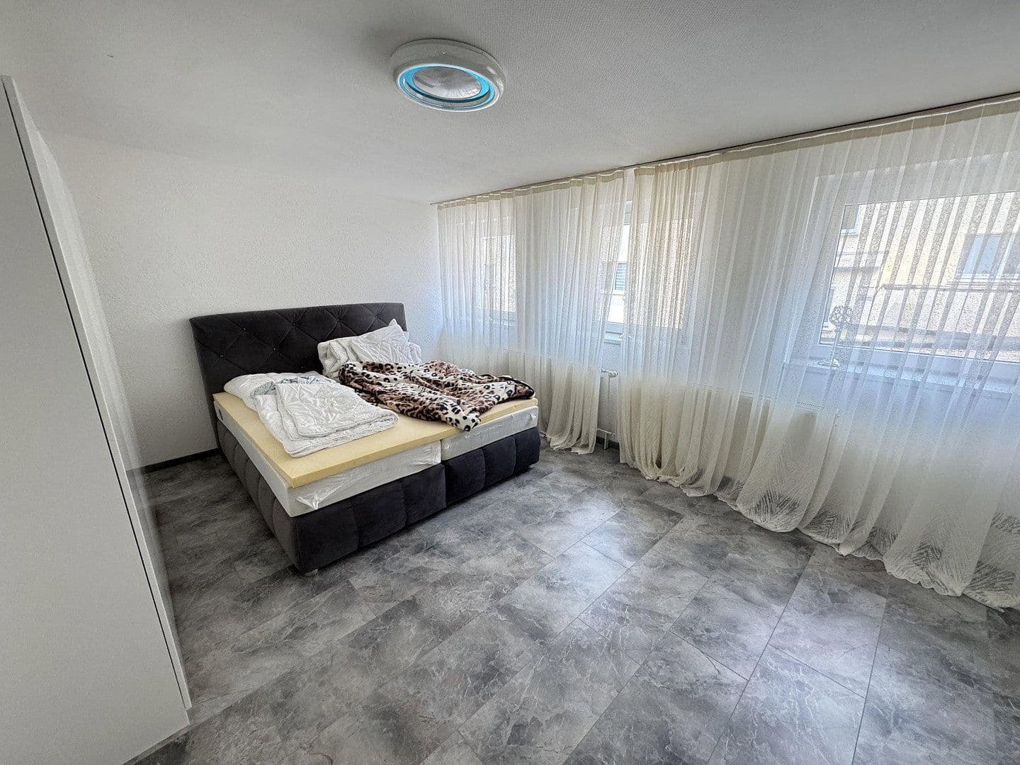 Prodej domu 464 m², pozemek 417 m², Altenessener Straße 85, Essen, Severní Porýní-Vestfálsko Prodej domu 464 m², pozemek 417 m², Altenessener Straße 85, Essen, Severní Porýní-Vestfálsko