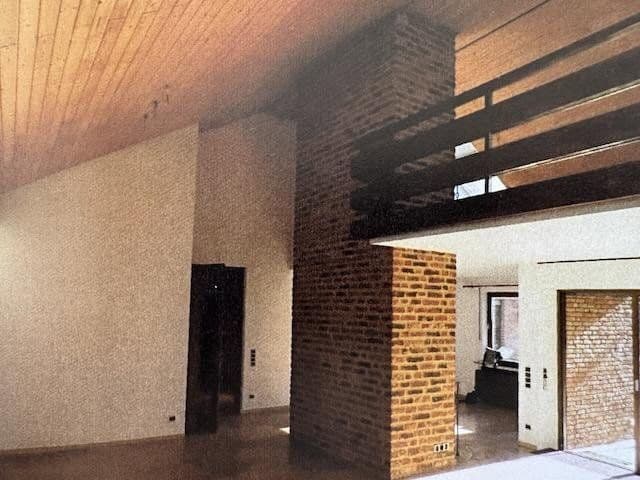 Prodej domu 183 m², pozemek 1.004 m², Cáchy, Severní Porýní-Vestfálsko Prodej domu 183 m², pozemek 1.004 m², Cáchy, Severní Porýní-Vestfálsko