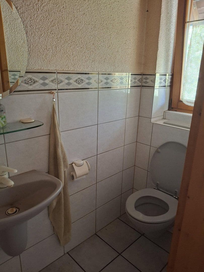 Prodej domu 139 m², pozemek 609 m², Wendelsgrundweg, Tuttlingen, Bádensko-Württembersko Prodej domu 139 m², pozemek 609 m², Wendelsgrundweg, Tuttlingen, Bádensko-Württembersko