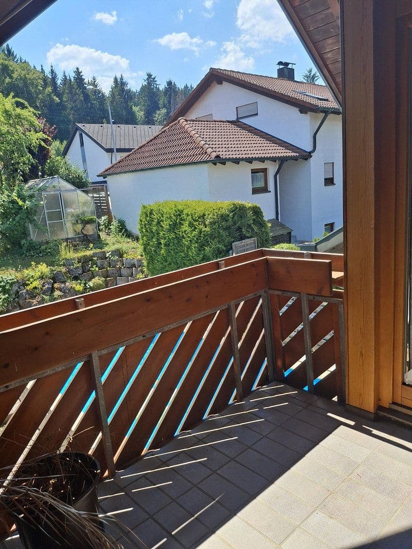 Prodej domu 139 m², pozemek 609 m², Wendelsgrundweg, Tuttlingen, Bádensko-Württembersko Prodej domu 139 m², pozemek 609 m², Wendelsgrundweg, Tuttlingen, Bádensko-Württembersko
