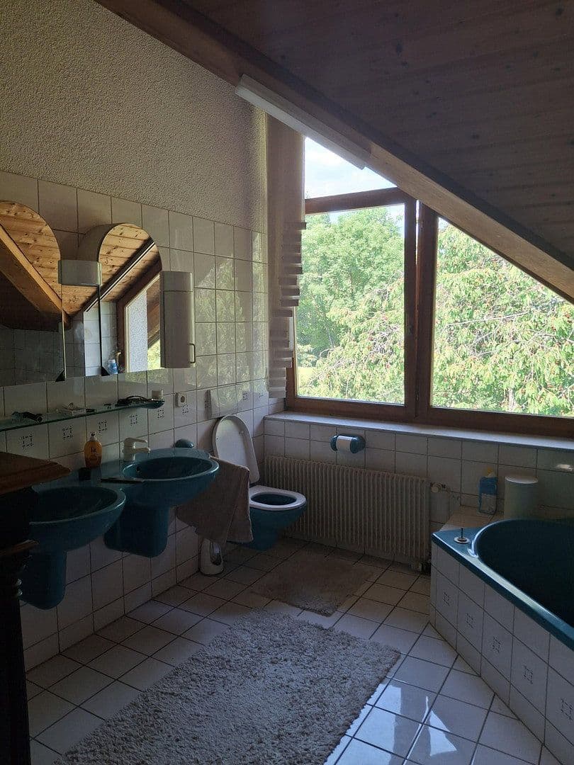 Prodej domu 139 m², pozemek 609 m², Wendelsgrundweg, Tuttlingen, Bádensko-Württembersko Prodej domu 139 m², pozemek 609 m², Wendelsgrundweg, Tuttlingen, Bádensko-Württembersko
